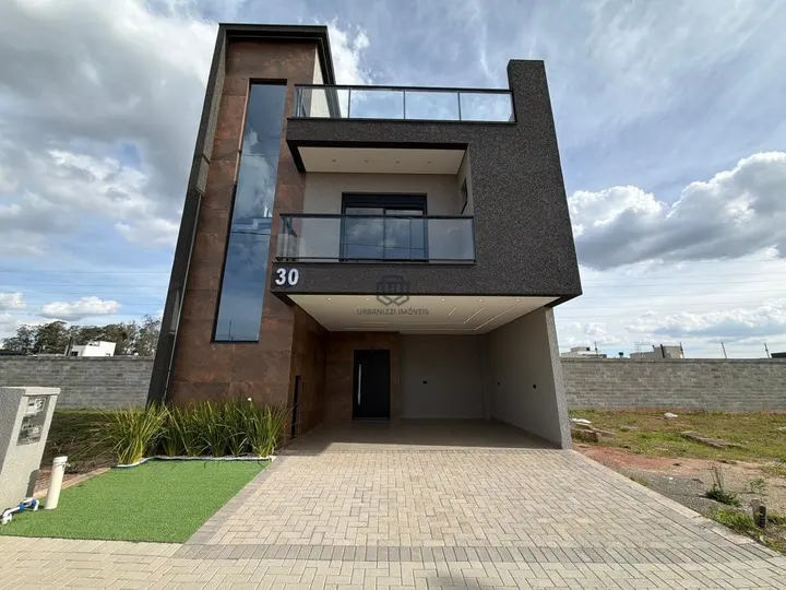 Triplex no Costeira